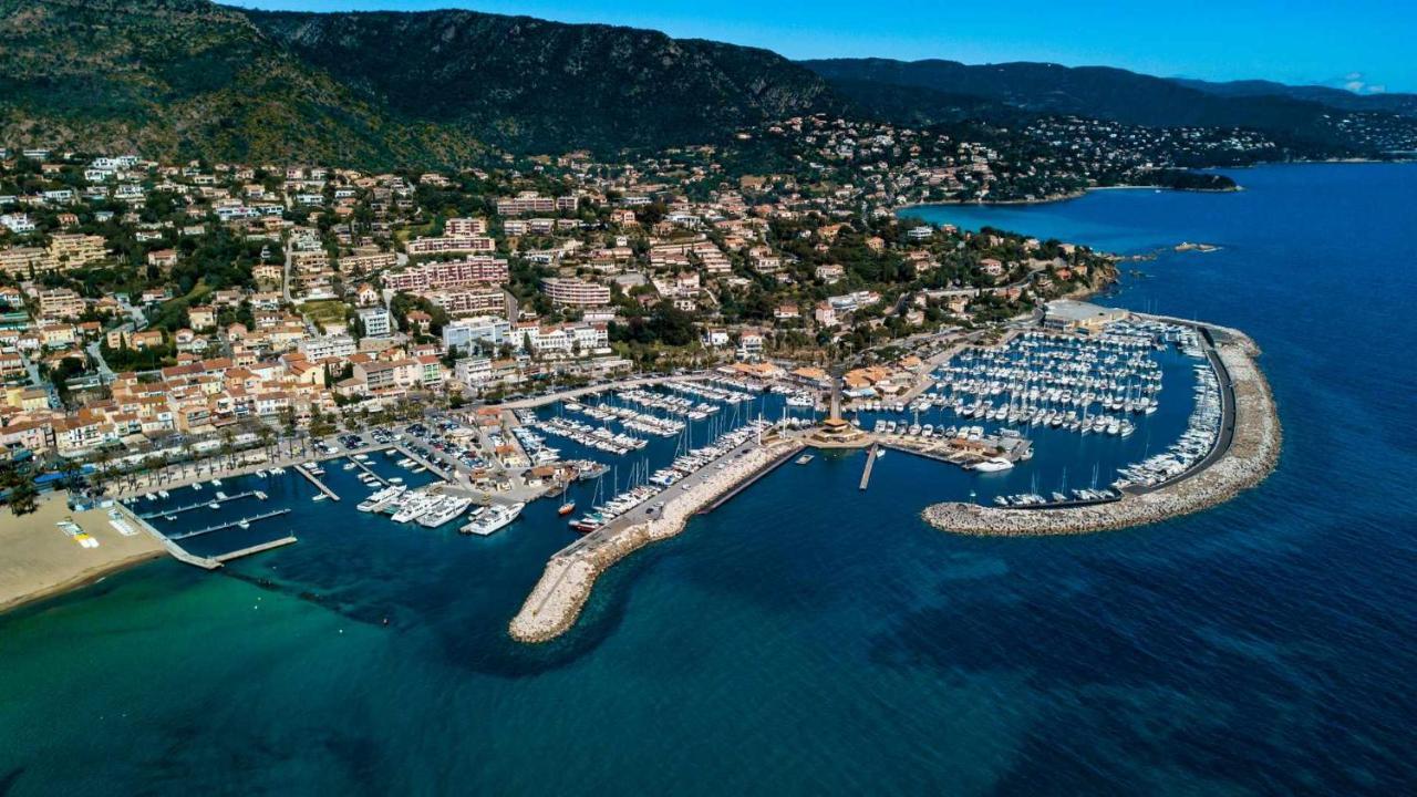 T2 Rue Pietonne Le Lavandou Climatise 외부 사진